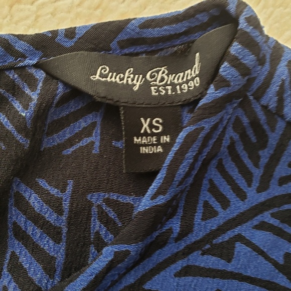 Lucky Brand Sleveless Blouse - Picture 2 of 3